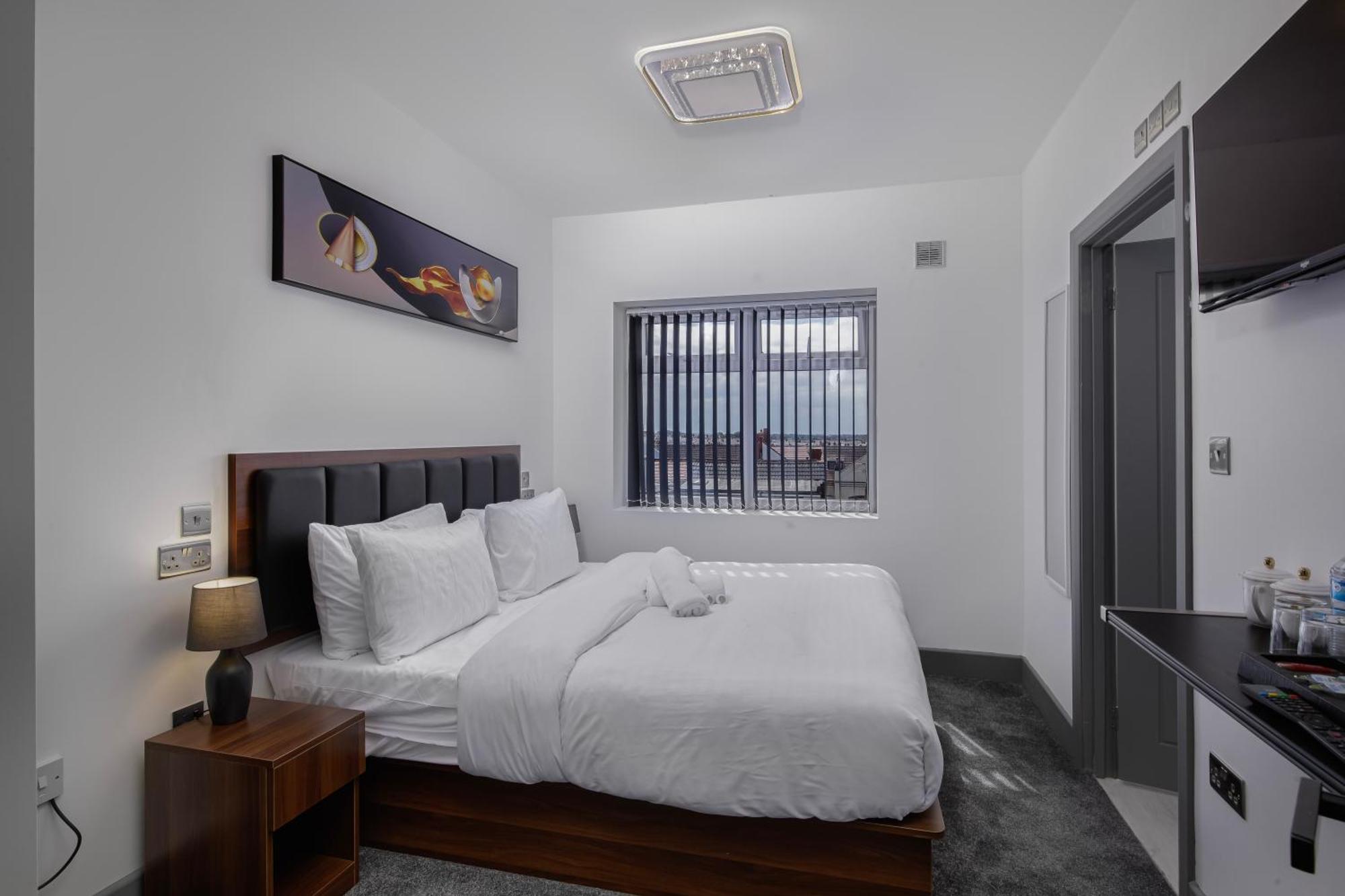 Deluxe King Room